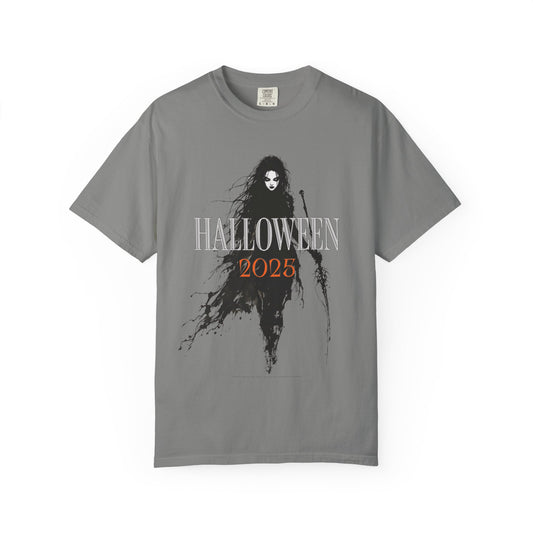 Halloween 2025 Gothic Witch T-Shirt – Dark Aesthetic Tee for Spooky Season Lovers Unisex Garment-Dyed T-shirt